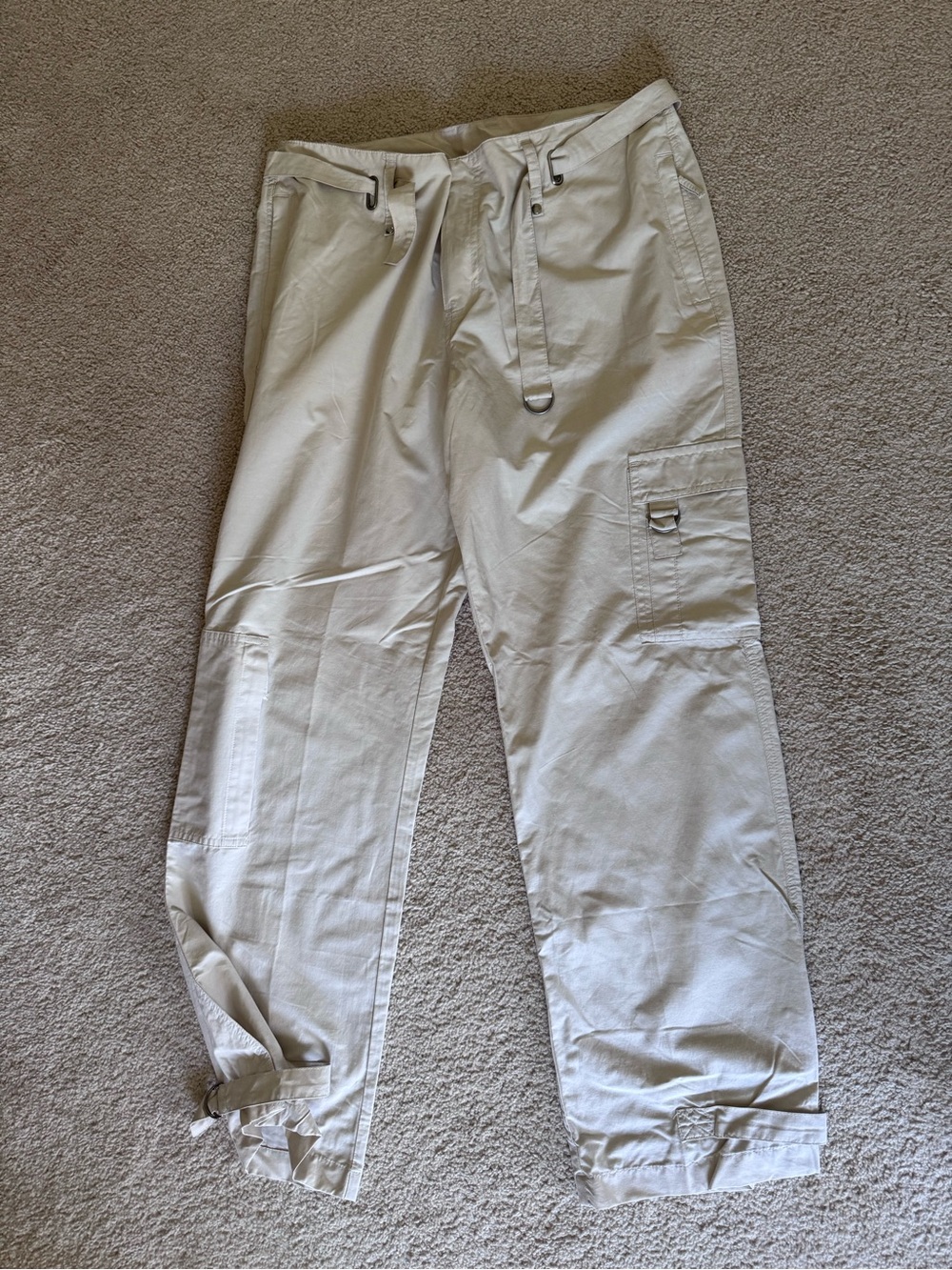 Venezia Women’s Cargo Pants in Light Beige